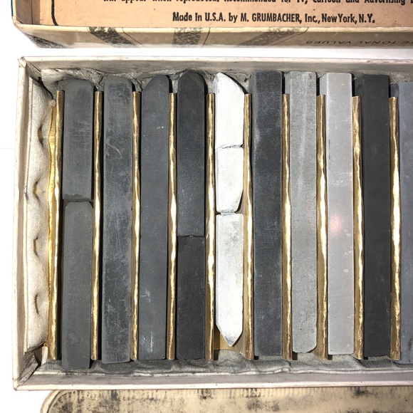 GRUMBACHER Gamma Gray Layout & TV Chalks Set of 12 (665 Like Pastels) - Picture 8 of 12